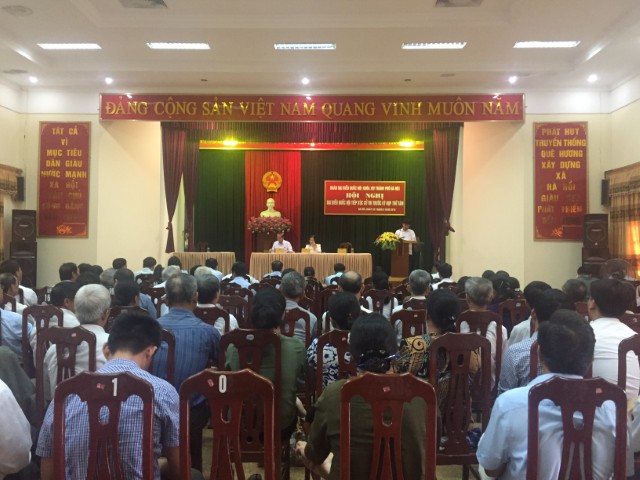 Đại biểu Quốc hội Hà Nội, đơn vị bầu cử số 6 tiếp xúc cử tri trước kỳ họp Tám, Quốc hội khóa XIV